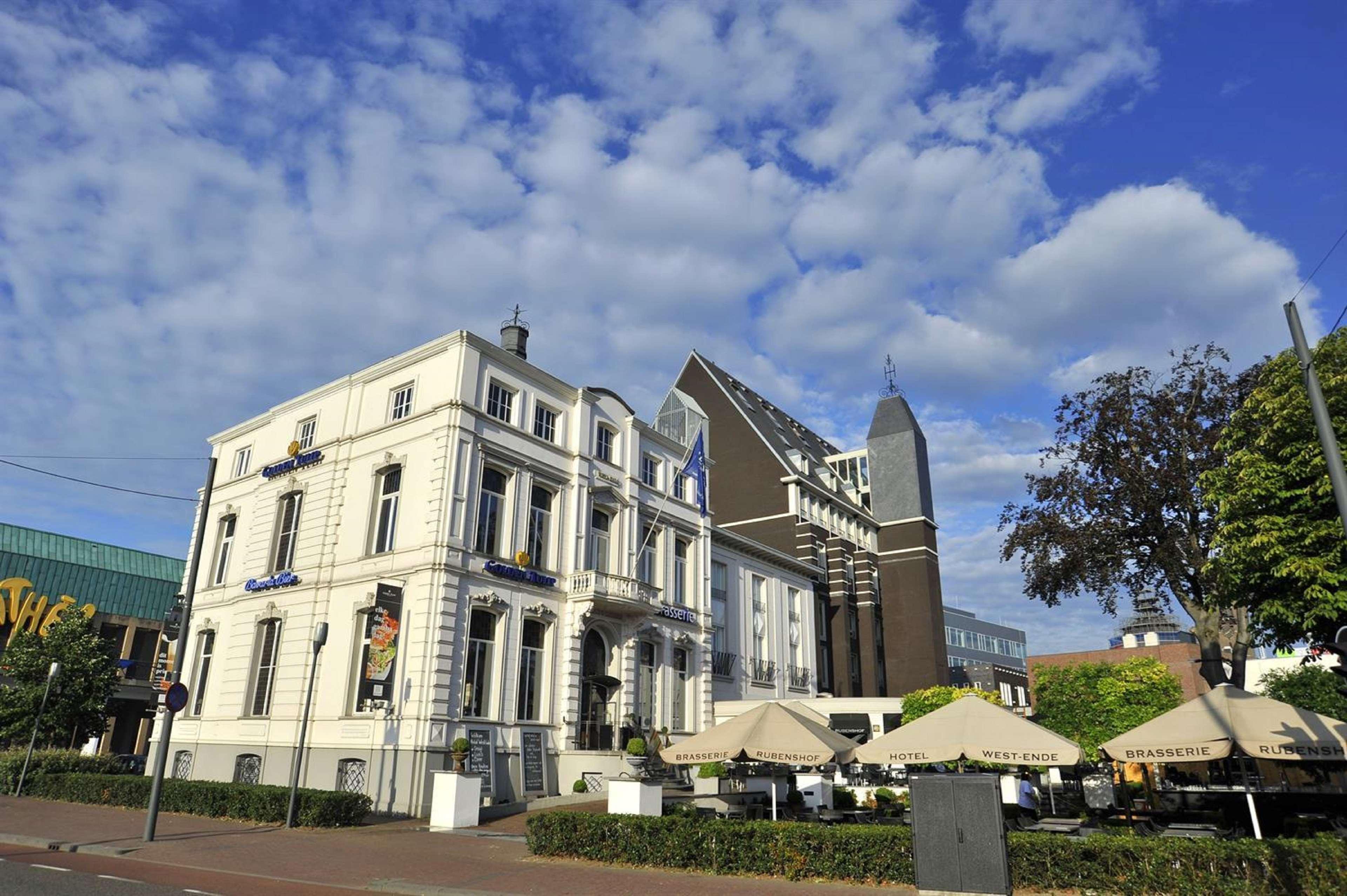 Golden Tulip West Ende Hotel Helmond Bagian luar foto