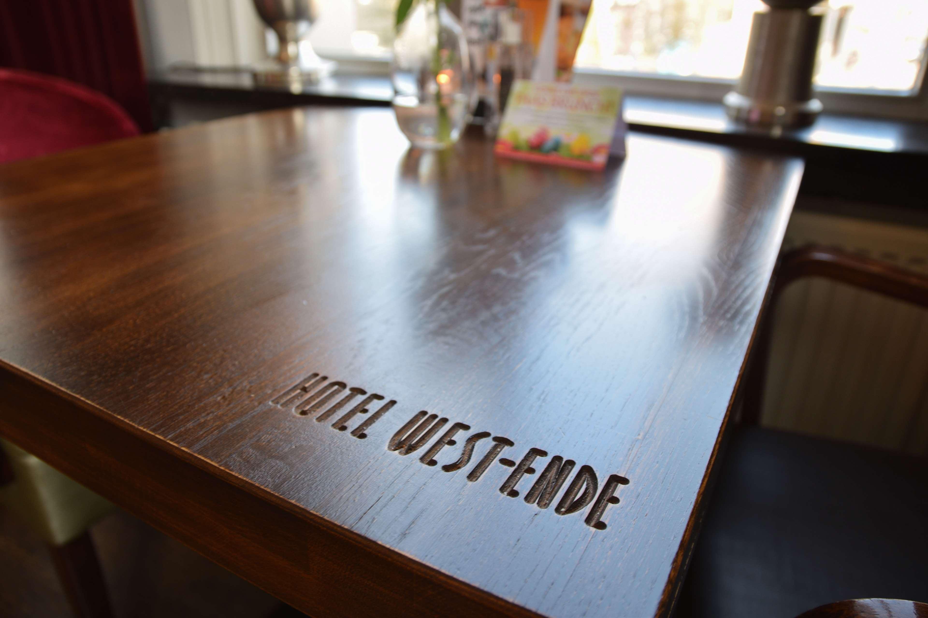 Golden Tulip West Ende Hotel Helmond Bagian luar foto