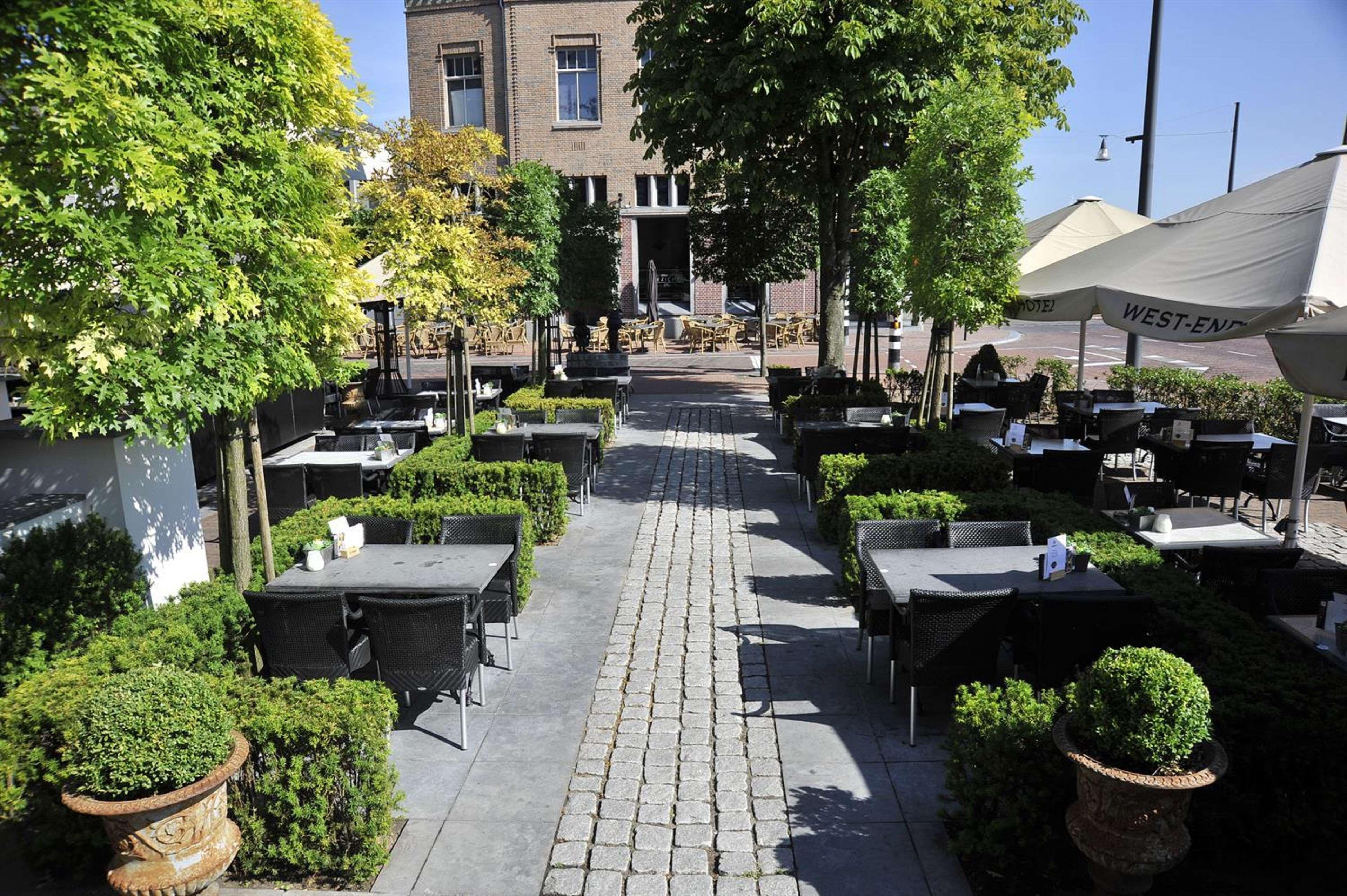 Golden Tulip West Ende Hotel Helmond Bagian luar foto