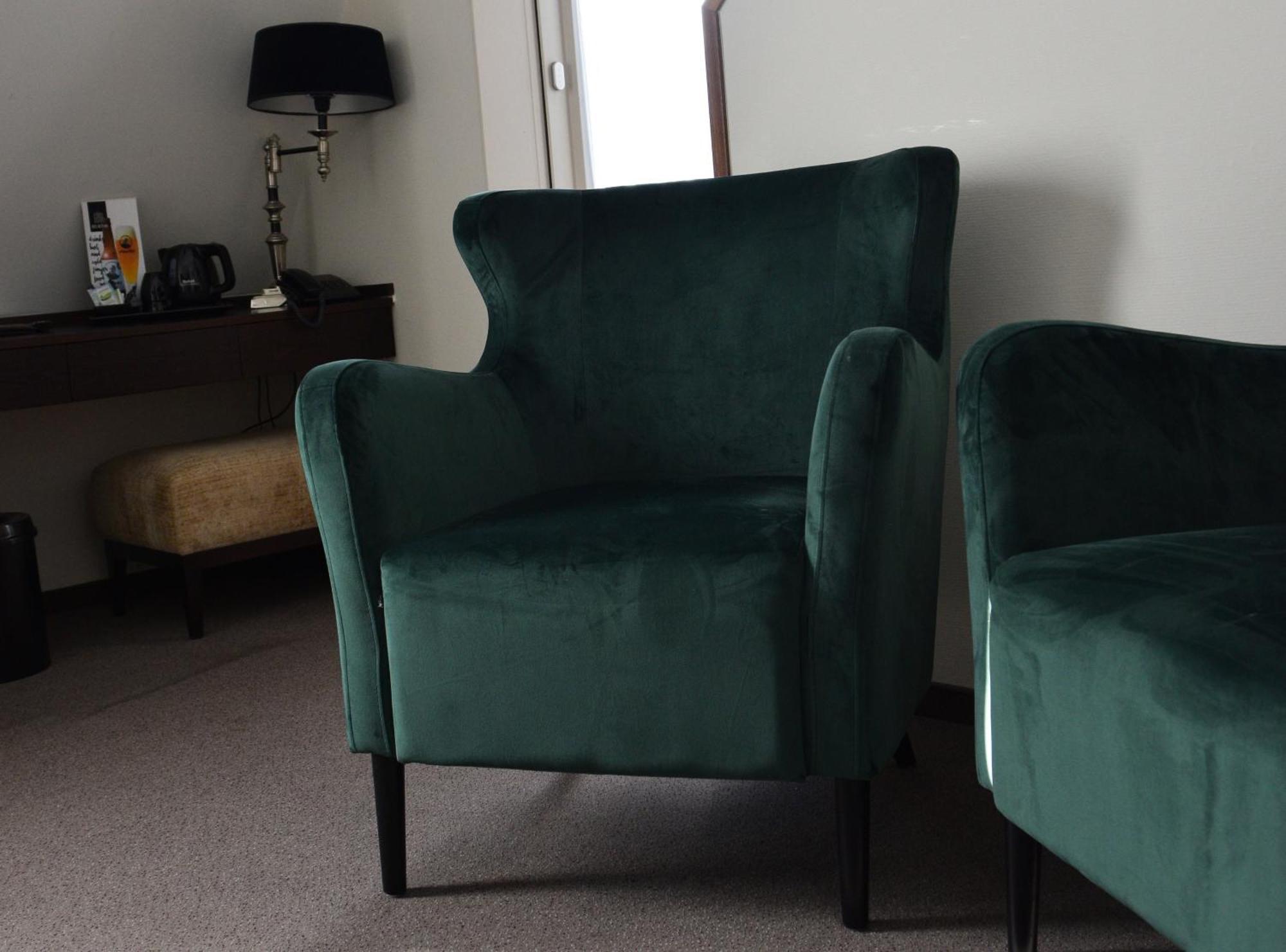 Golden Tulip West Ende Hotel Helmond Bagian luar foto